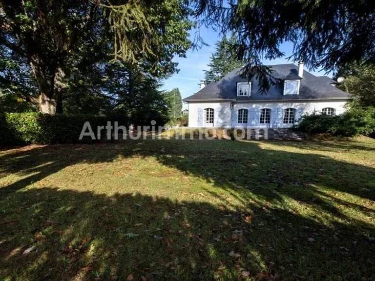 Maison 11 pièces  à vendre 267 m² — photo 1