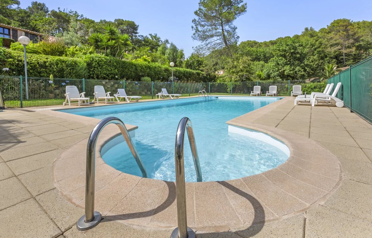 maison 5 pièces 93 m2 à vendre à Valbonne (06560)