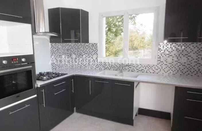 Bien vendu : Maison 108 m² Lestelle-Bétharram (64800) — photo 3