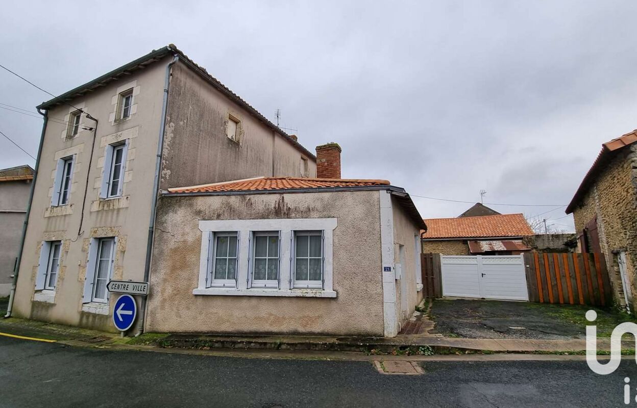 maison 5 pièces 136 m2 à vendre à Thénezay (79390)