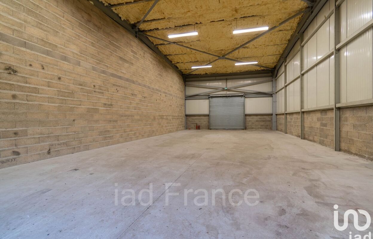 commerce  pièces 125 m2 à louer à Freneuse (78840)