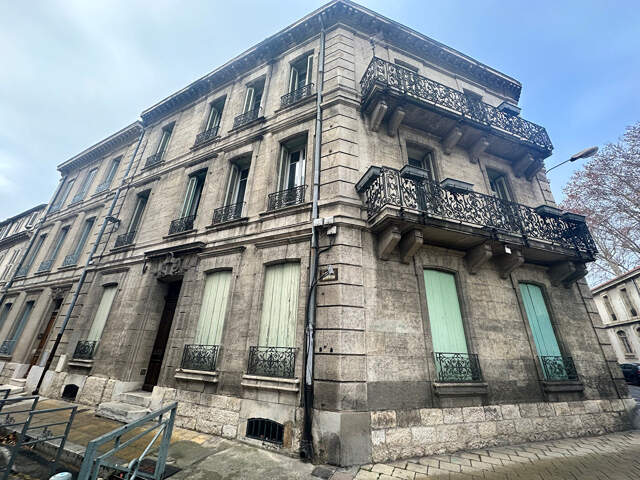 Maison de maître . Avignon IM 12 pièce(s) 230 m2. Garage — photo du bien