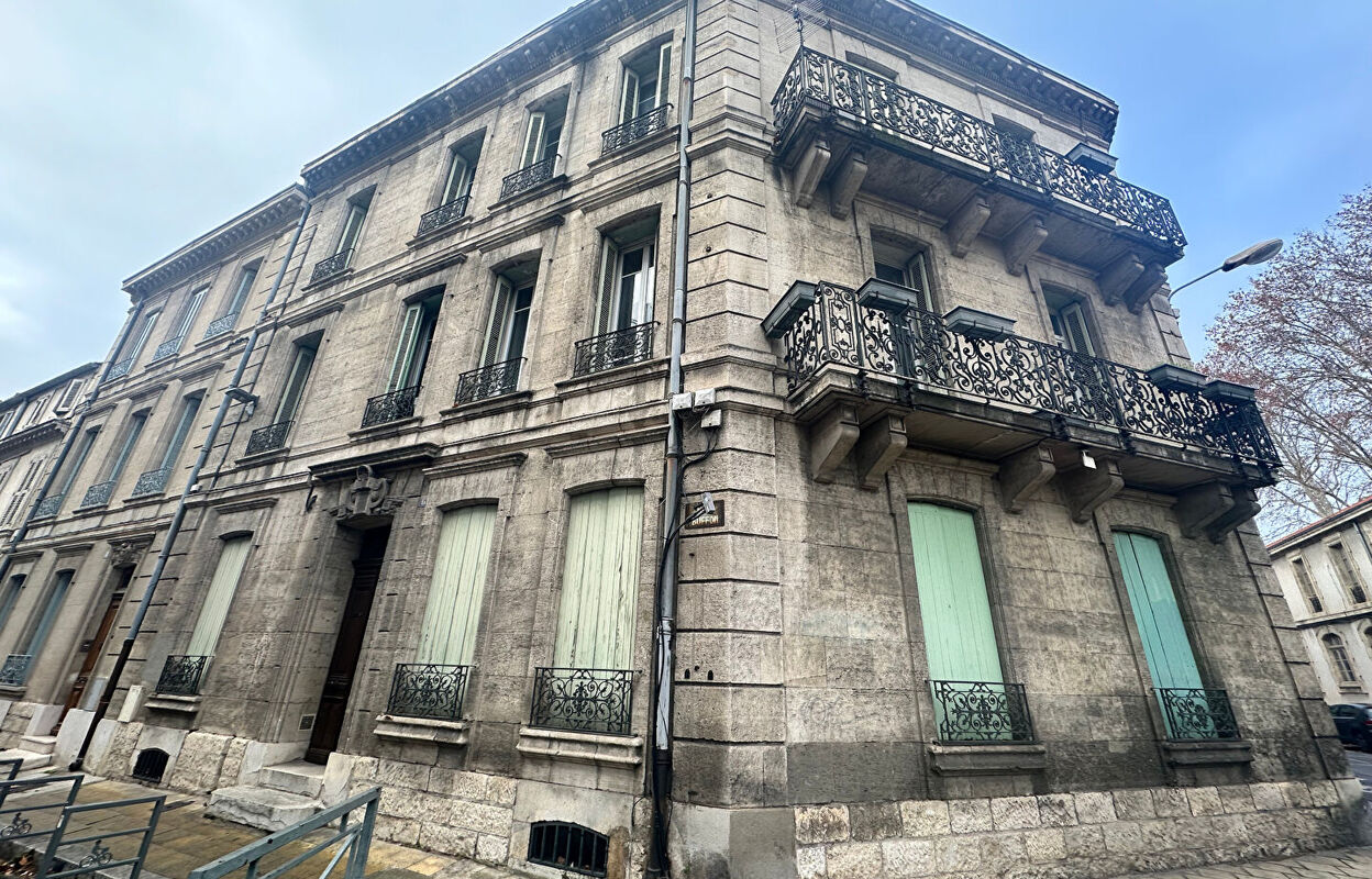 maison 12 pièces 230 m2 à vendre à Avignon (84000)