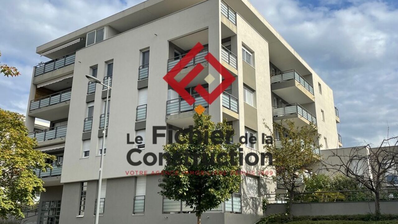 appartement 4 pièces 76 m2 à vendre à Saint-Martin-d'Hères (38400)