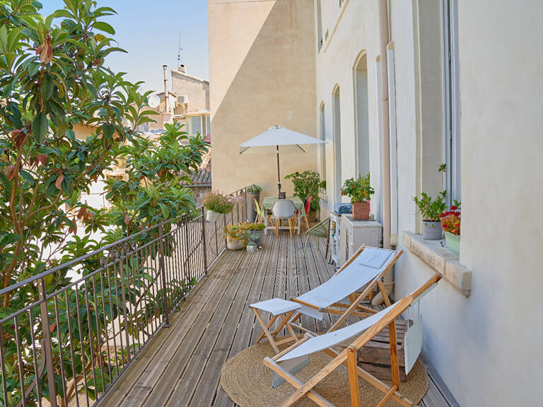 Immeuble de rapport avec jardin et petit bassin - Avignon int... — photo 1