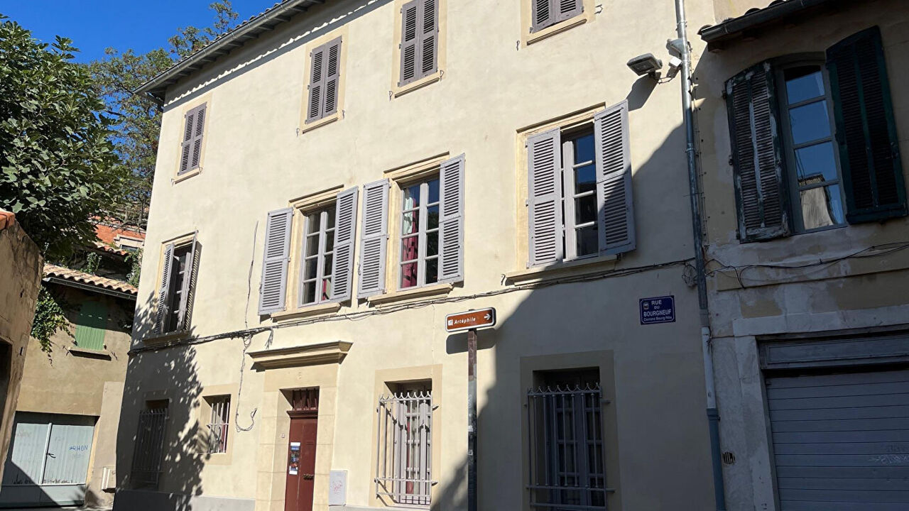 maison 6 pièces 130 m2 à vendre à Avignon (84000)