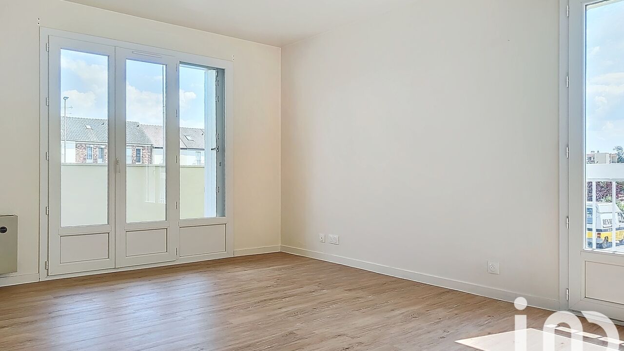 appartement 2 pièces 49 m2 à vendre à Maurepas (78310)