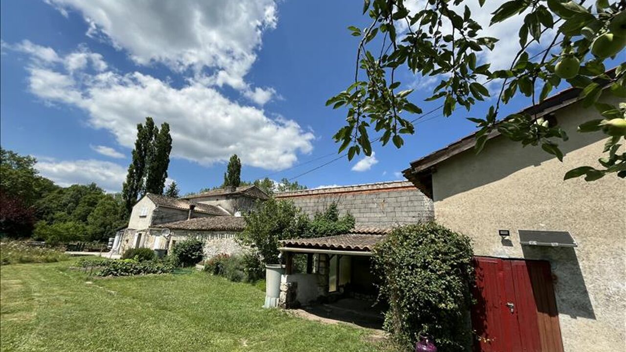 maison 4 pièces 84 m2 à vendre à Bonneville-Et-Saint-Avit-de-Fumadières (24230)