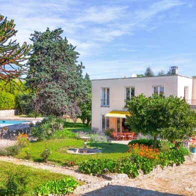 Maison 9 pièces 899000 €