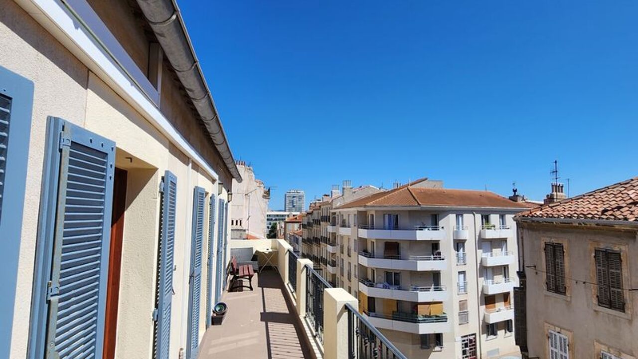 appartement 4 pièces 80 m2 à louer à Marseille 7 (13007)