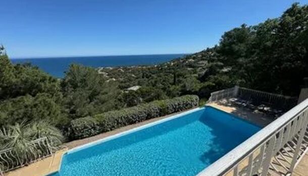 Villa / Maison 11 pièces  à vendre Issambres (Les) 83380