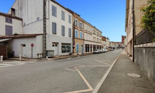 Immeuble  597 m² à vendre à Villeneuve-sur-Lot (47300)