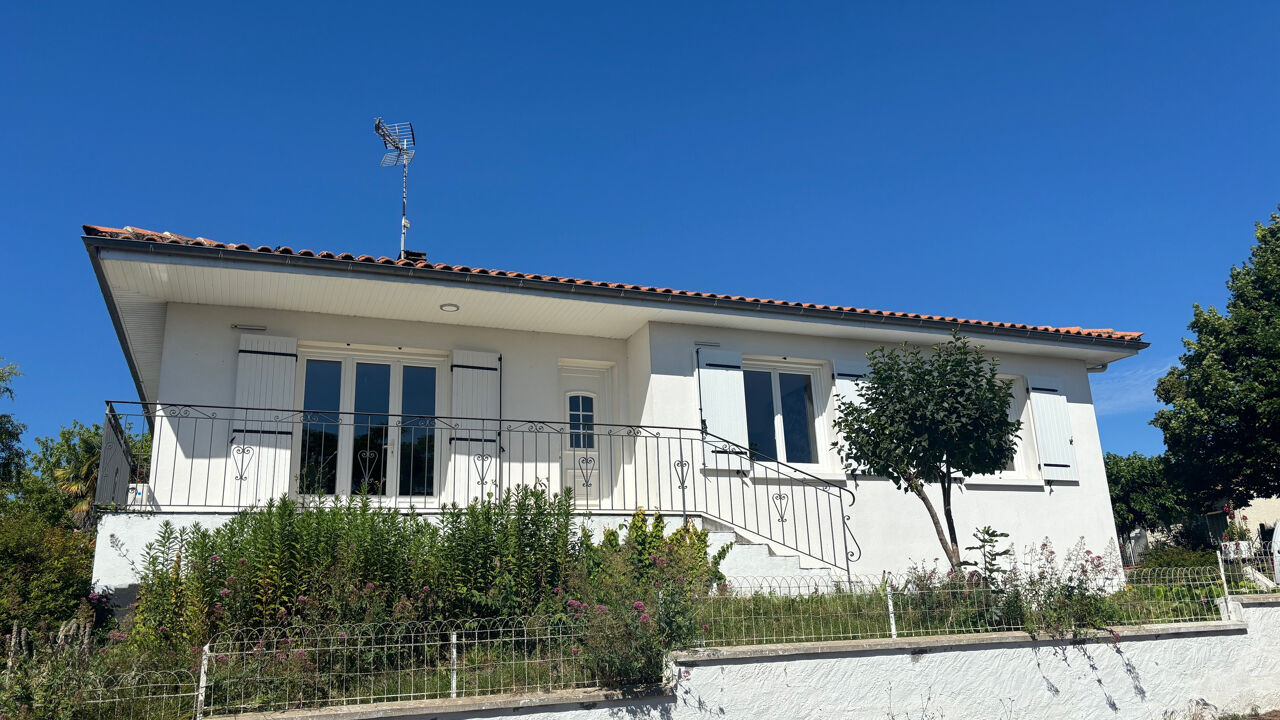 maison 4 pièces 83 m2 à vendre à Saintes (17100)