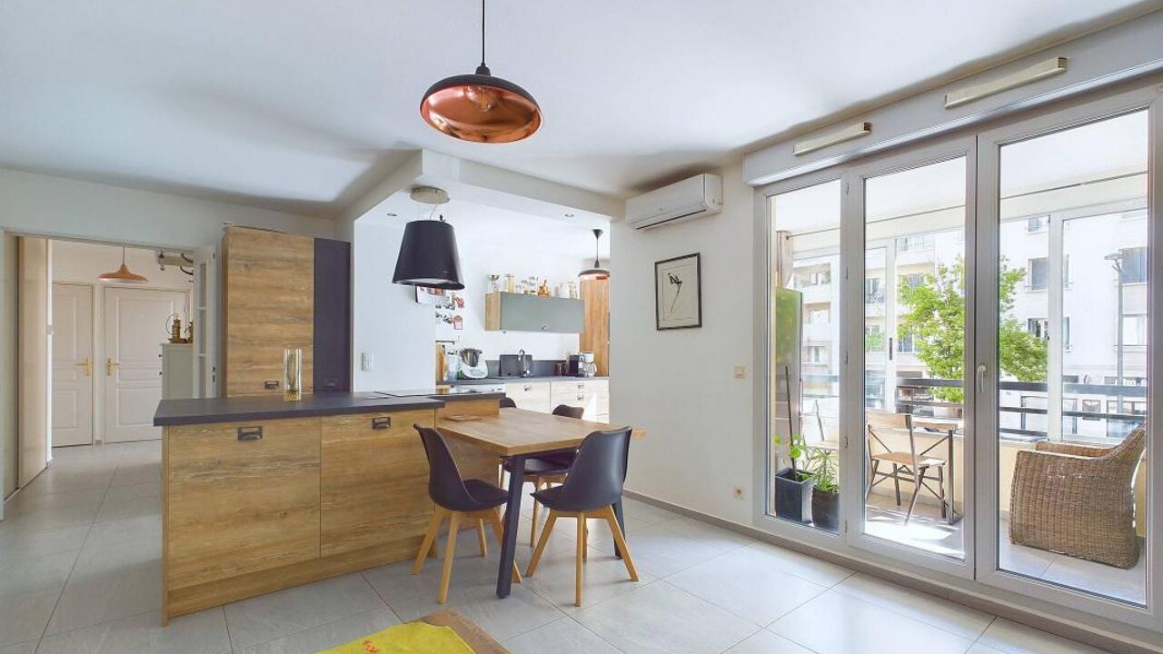 appartement 3 pièces 67 m2 à vendre à Lyon 8 (69008)