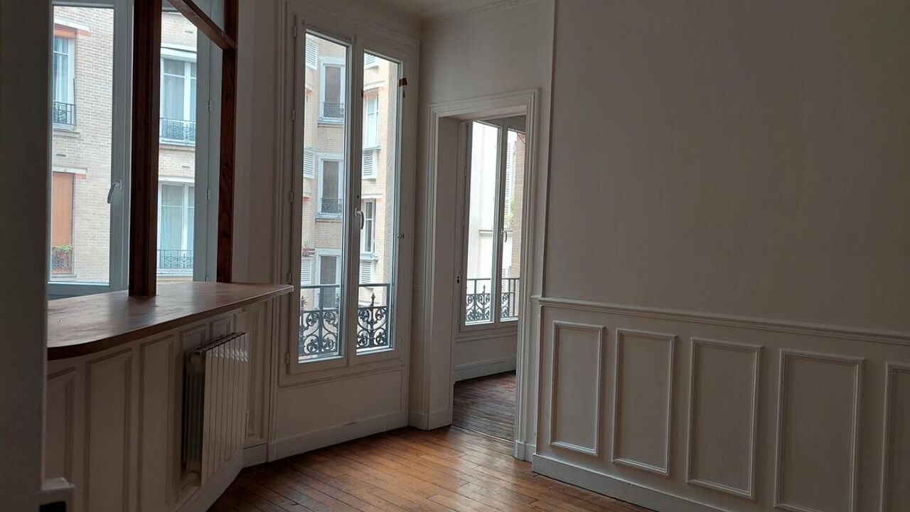 appartement 2 pièces 43 m2 à vendre à Paris 18 (75018)