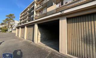 Garage   m² à louer à Chambéry (73000)