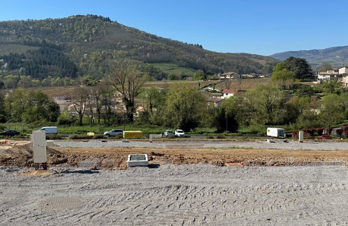 JULIENAS terrain viabilisé 305 m² — photo 4
