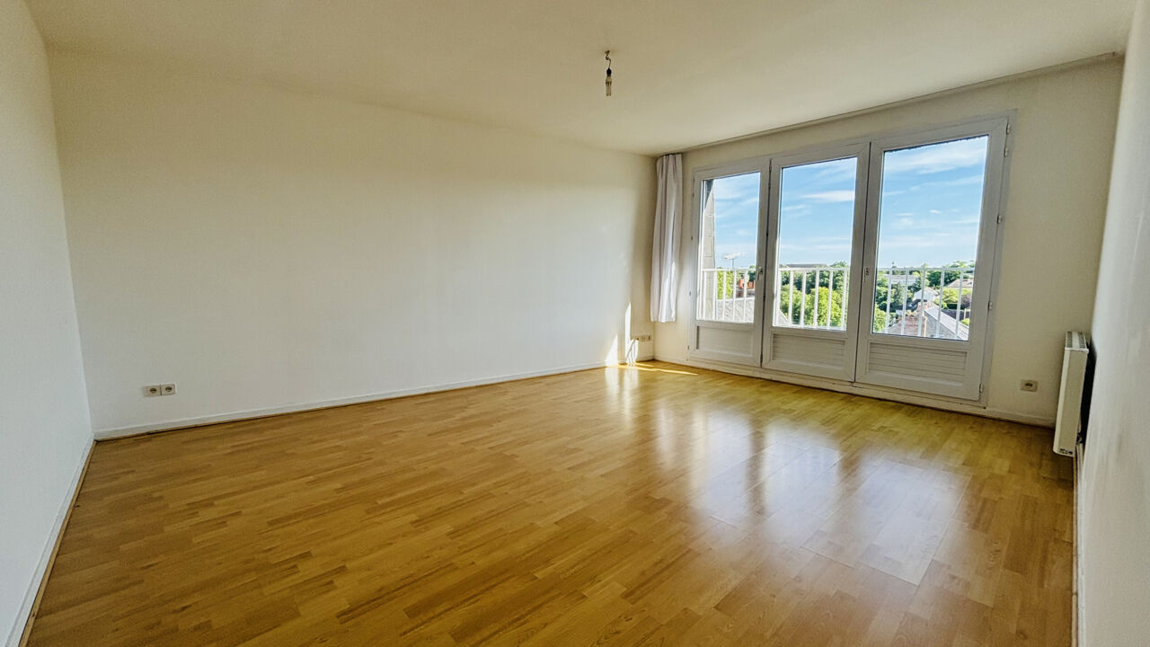 appartement 3 pièces 62 m2 à vendre à Châteaudun (28200)