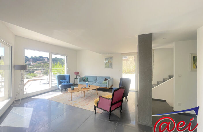 Villa moderne avec piscine et vue dégagée — photo 3