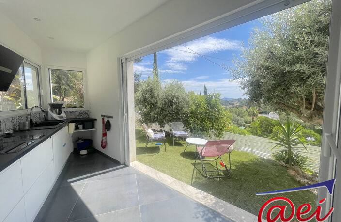 Villa moderne avec piscine et vue dégagée — photo 4
