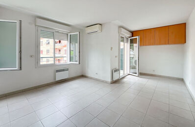 location appartement 713 € CC /mois à proximité de Biot (06410)