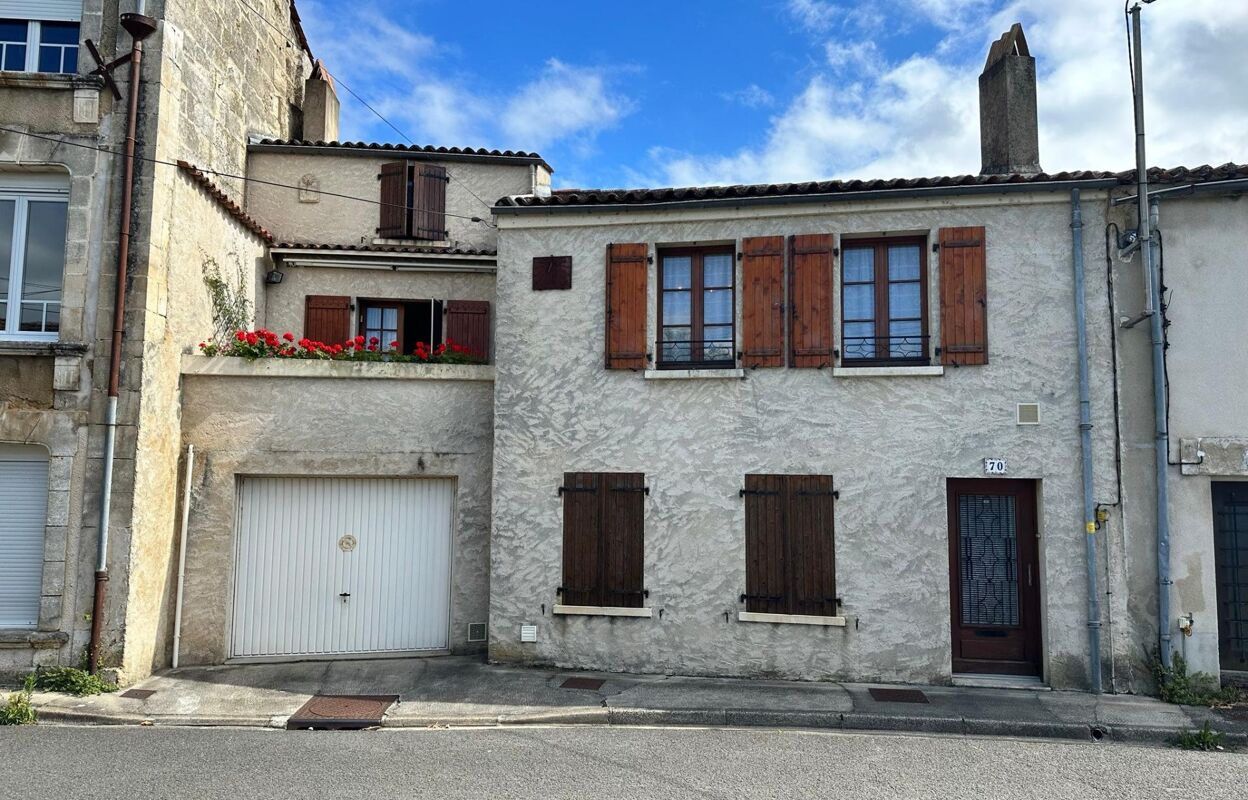 maison 4 pièces 102 m2 à vendre à Angoulême (16000)