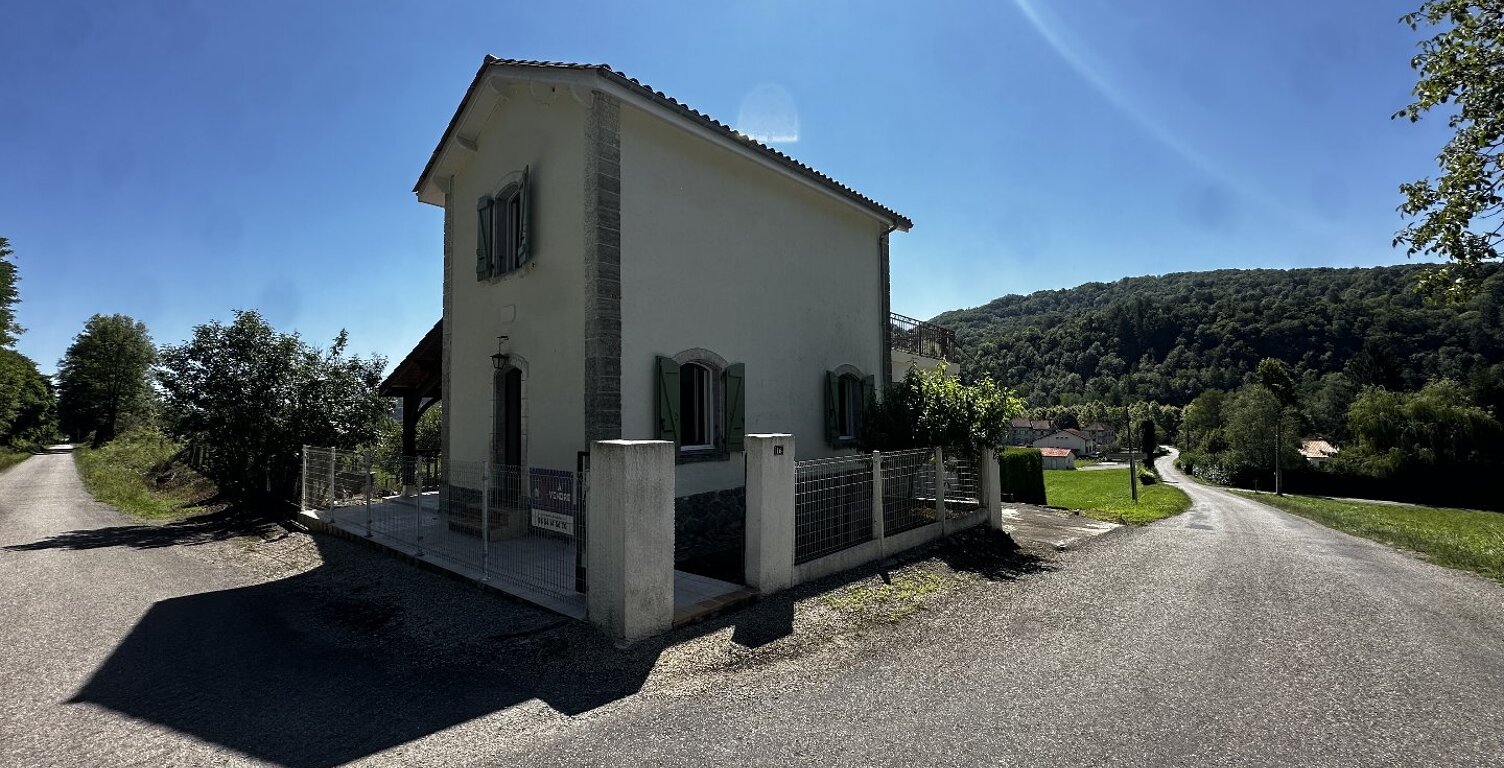 Vente maison 3 pièces 56 m² Castelnau-Durban (09420) — photo 1