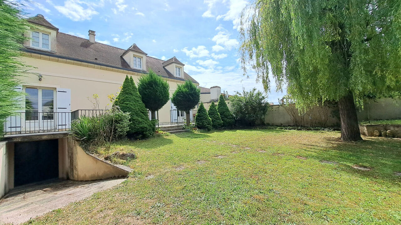 maison 7 pièces 145 m2 à vendre à Viarmes (95270)