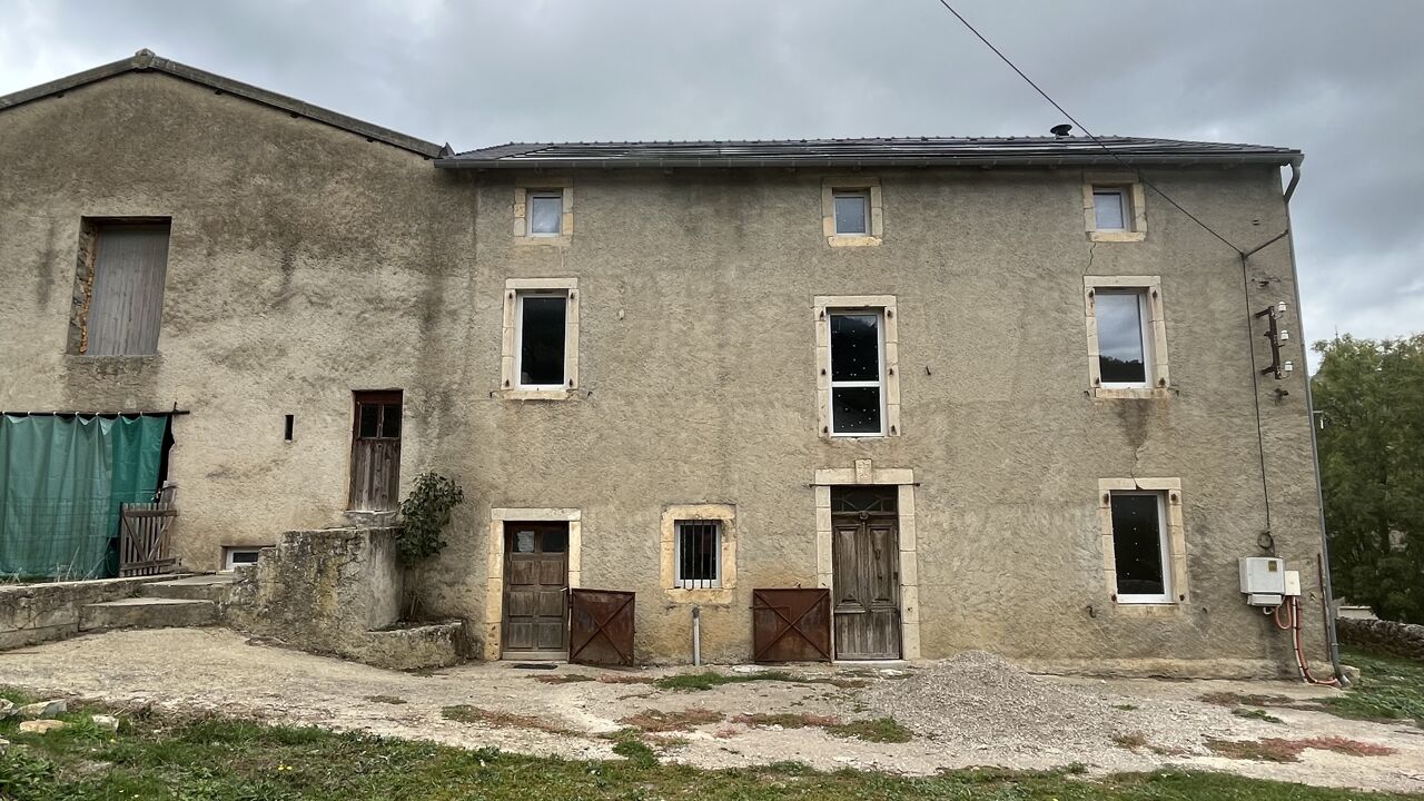 maison 25 pièces 1200 m2 à vendre à Rivière-sur-Tarn (12640)