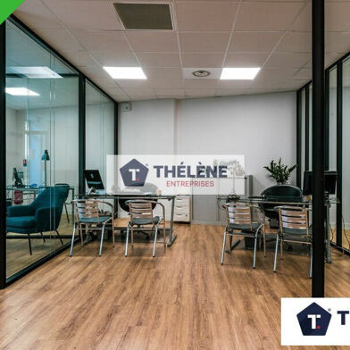 Commerce  400000 €