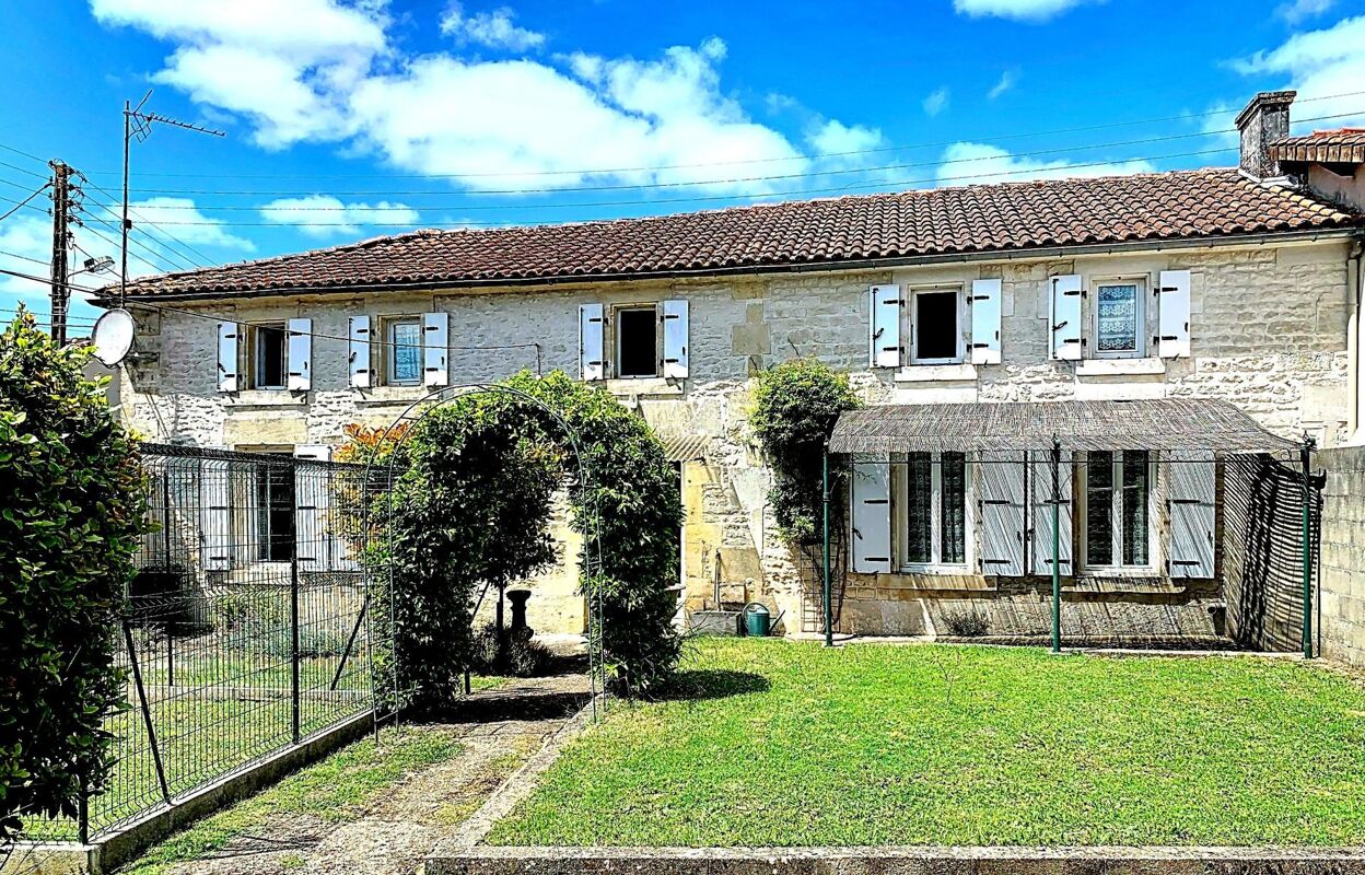 maison 5 pièces 142 m2 à vendre à Châteaubernard (16100)