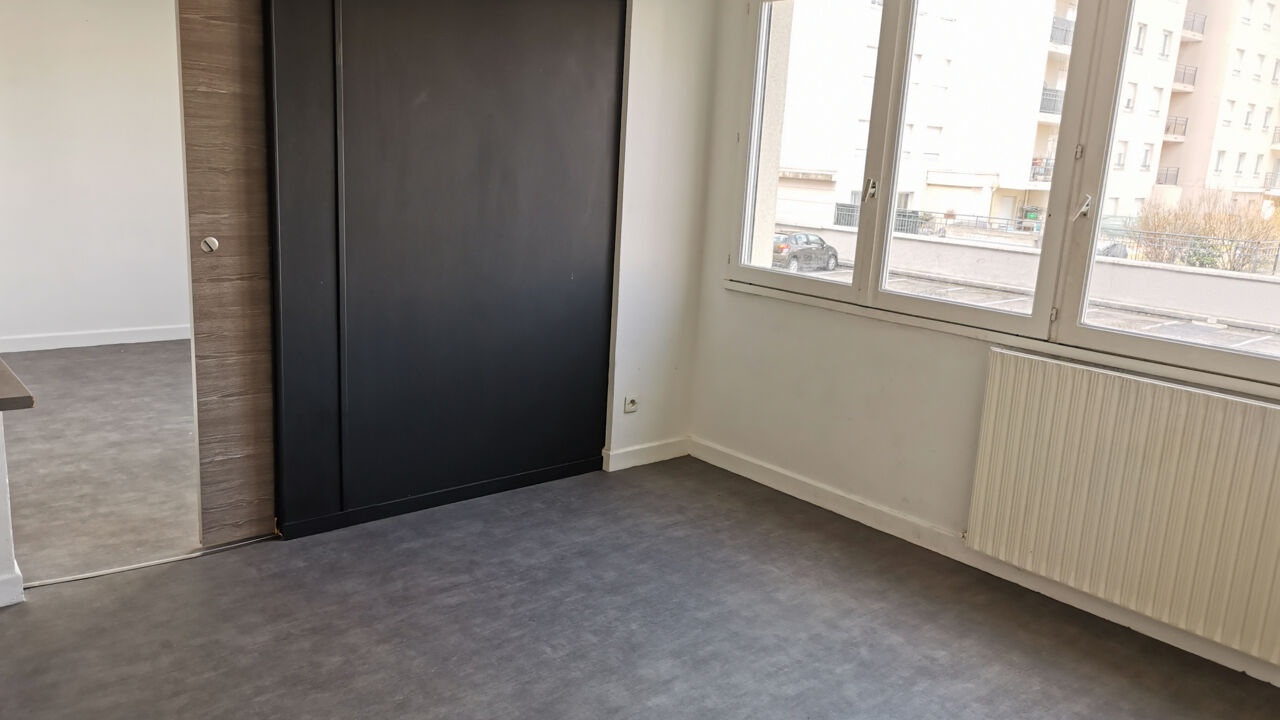 appartement 1 pièces 35 m2 à louer à Saint-Étienne (42000)