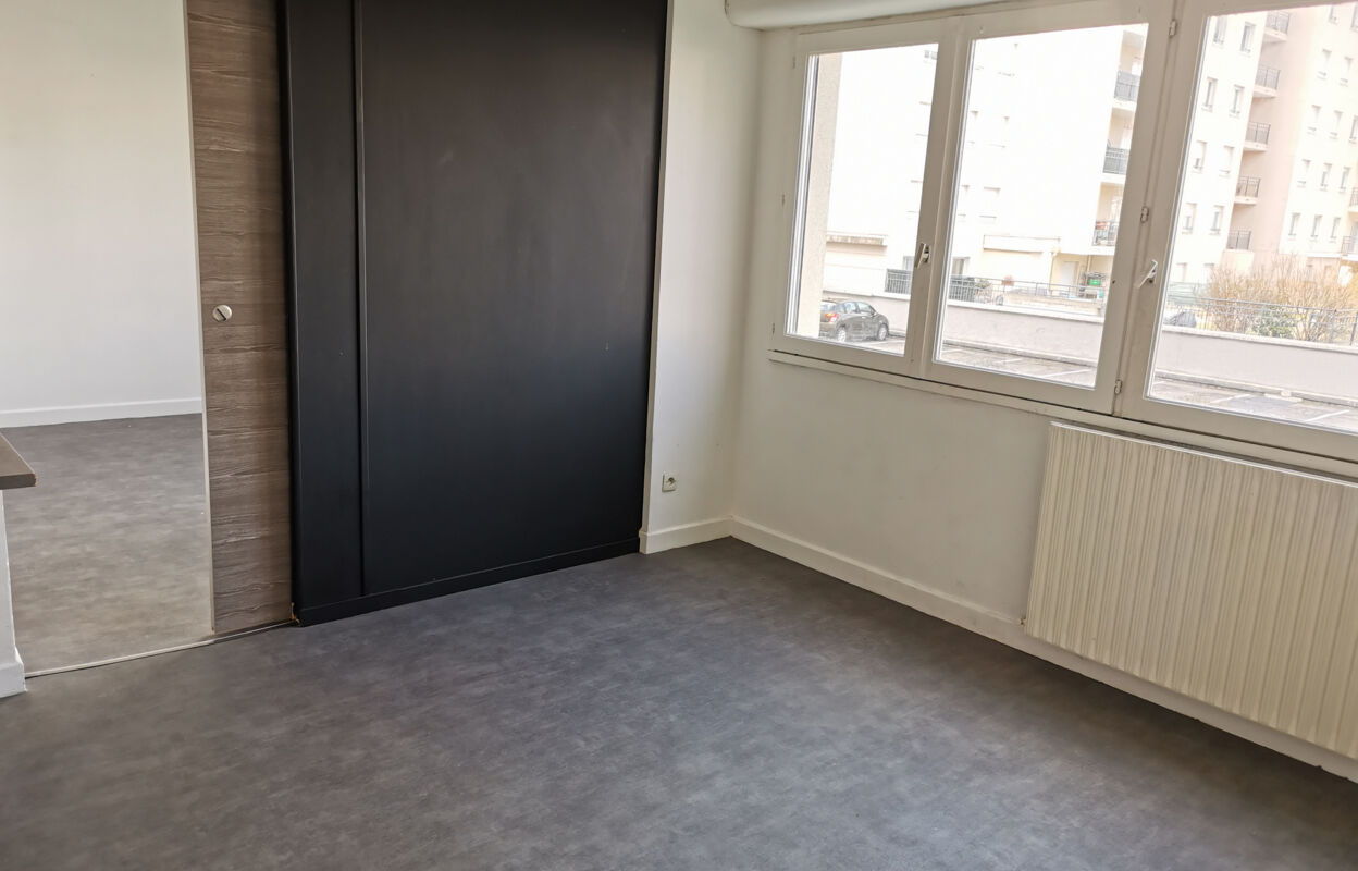 appartement 1 pièces 35 m2 à louer à Saint-Étienne (42000)