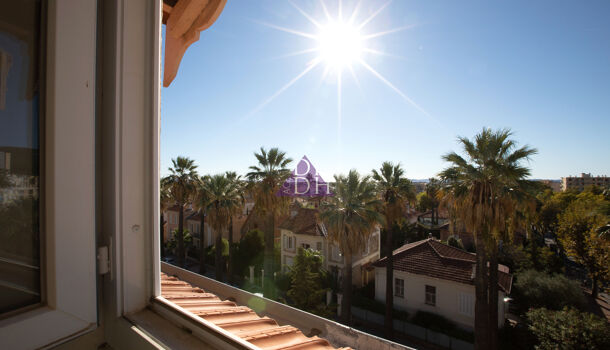 Appartement 2 pièces  à vendre Hyères 83400