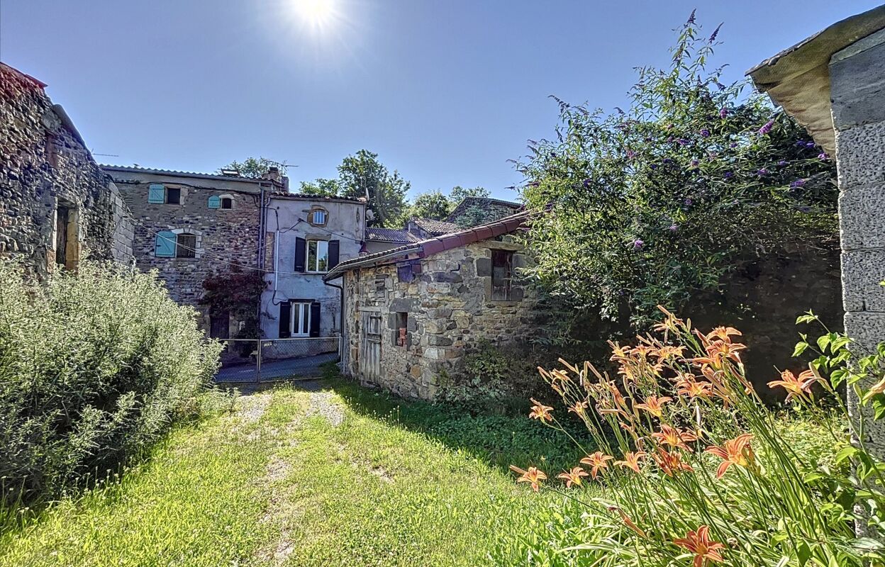 maison 6 pièces 97 m2 à vendre à Champeix (63320)