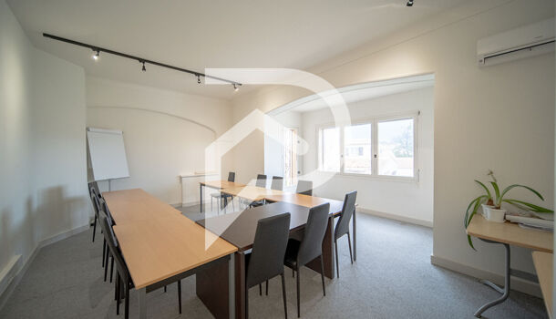 Bureau 8 pièces  à vendre Fréjus 83600