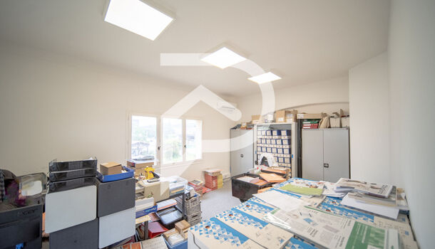 Bureau 8 pièces  à vendre Fréjus 83600