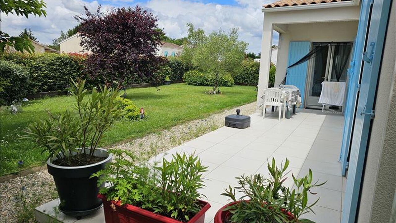 maison 5 pièces 95 m2 à vendre à Montguyon (17270)