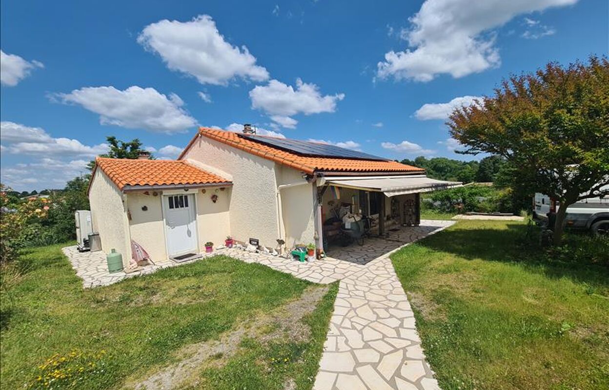 maison 5 pièces 78 m2 à vendre à Saint-Martin-d'Ary (17270)