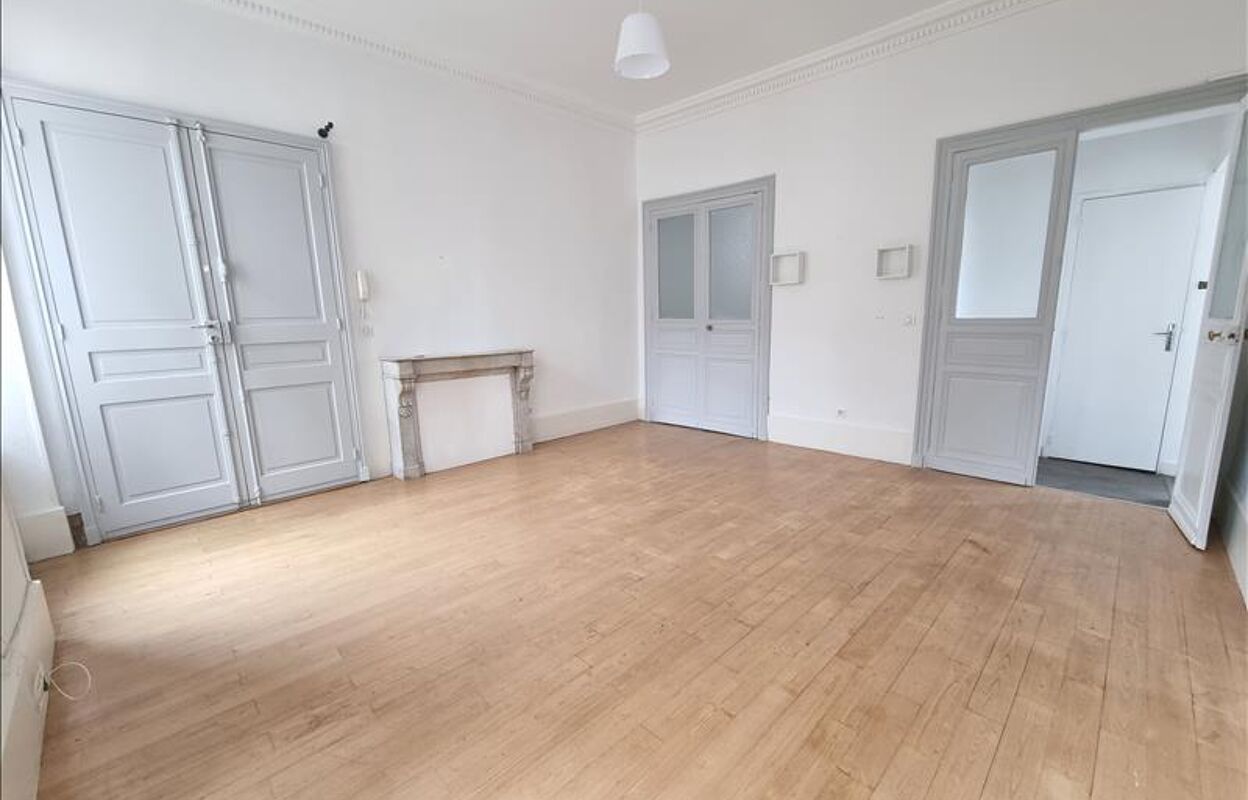 appartement 2 pièces 42 m2 à vendre à Bourges (18000)