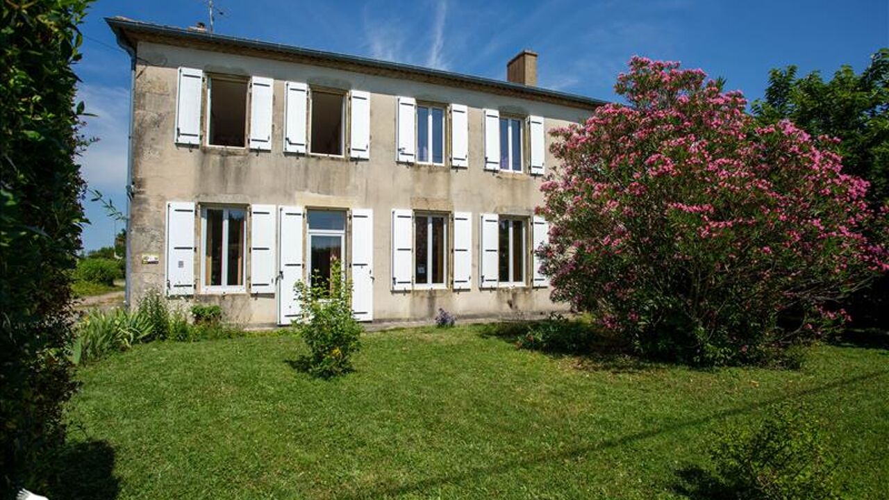 maison 6 pièces 196 m2 à vendre à Sauveterre-de-Guyenne (33540)