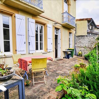 Maison 8 pièces 296800 €