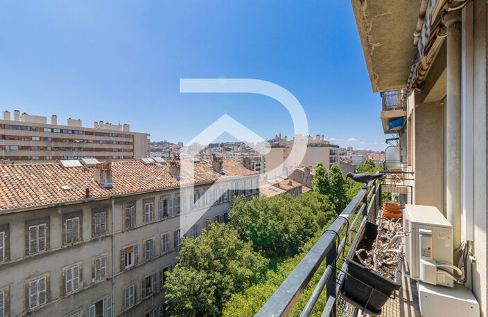 CASTELLANE - MARSEILLE 13006 - CHARMANT T3 AVEC BALCONS À VENDRE 76 m2 + Box — photo 3