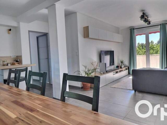Appartement Type 4 à  Vendre Aix en Provence — photo du bien