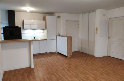 location appartement 675 € CC /mois à proximité de Villiers (86190)