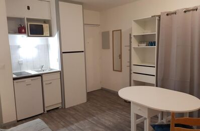 location appartement 380 € CC /mois à proximité de Lons (64140)