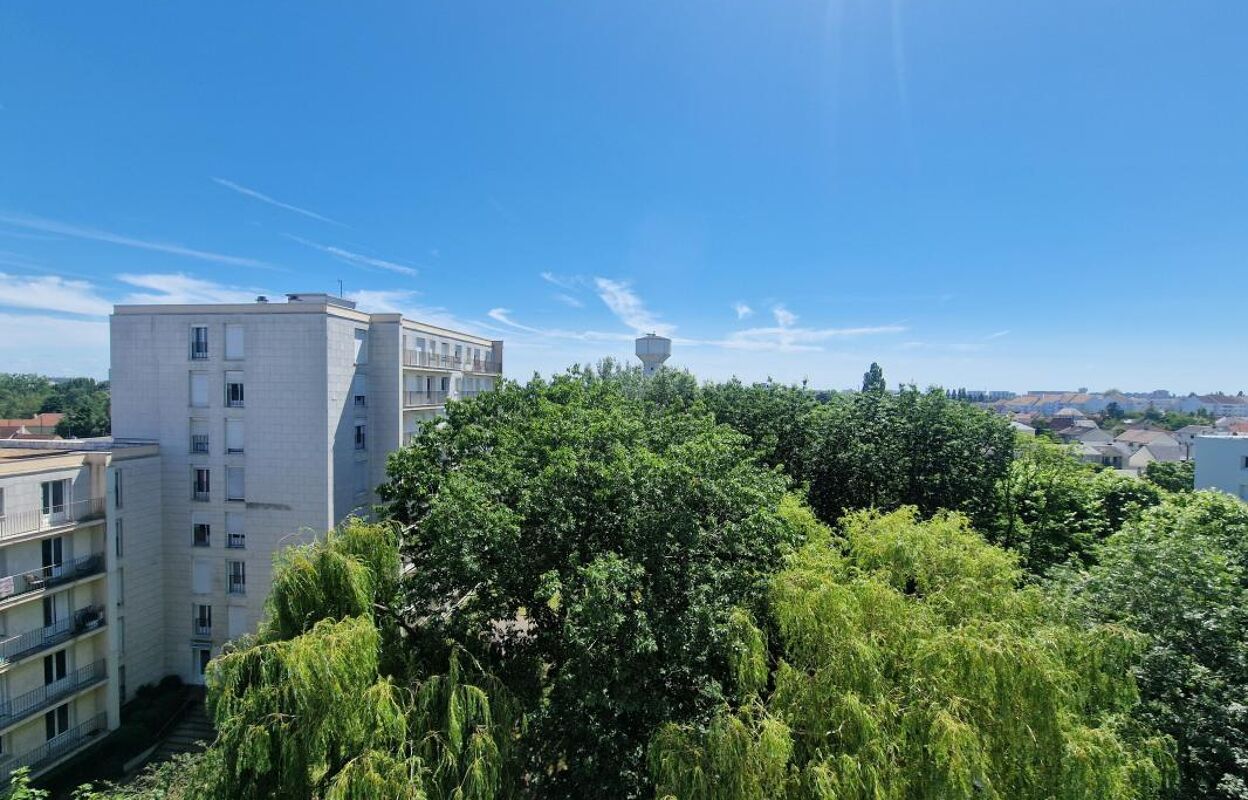 appartement 3 pièces 68 m2 à vendre à Fleury-les-Aubrais (45400)