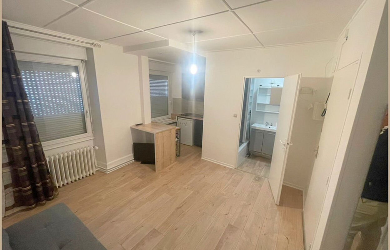 immeuble  pièces 330 m2 à vendre à Belfort (90000)