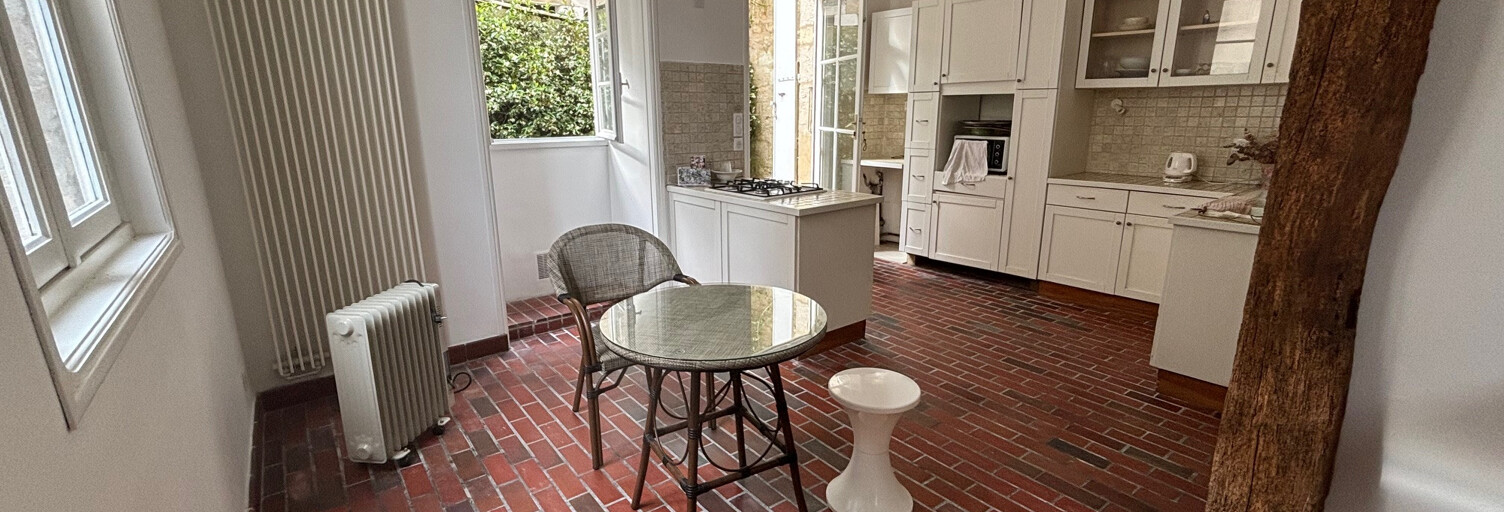 Maison 4 Pièces 173 m² à vendre à Saintes (17100)