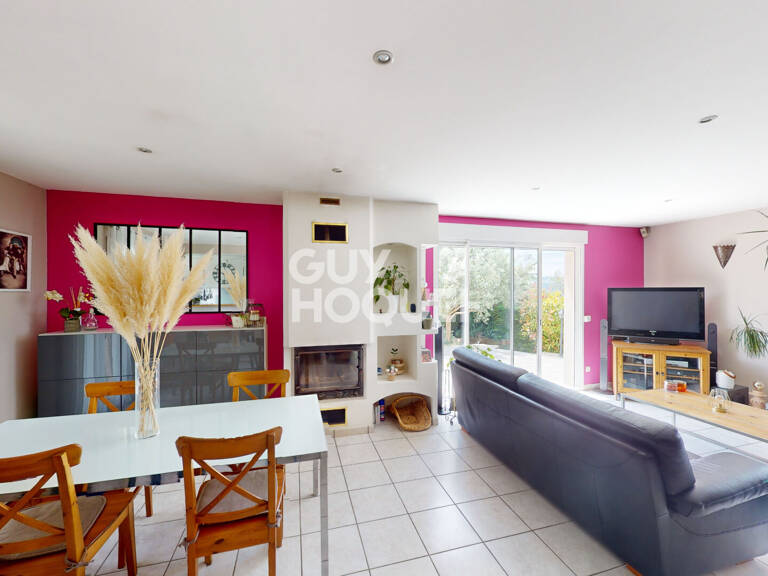 A VENDRE /  Grande maison 5 pièces avec jardin clos et piscin... — photo 1